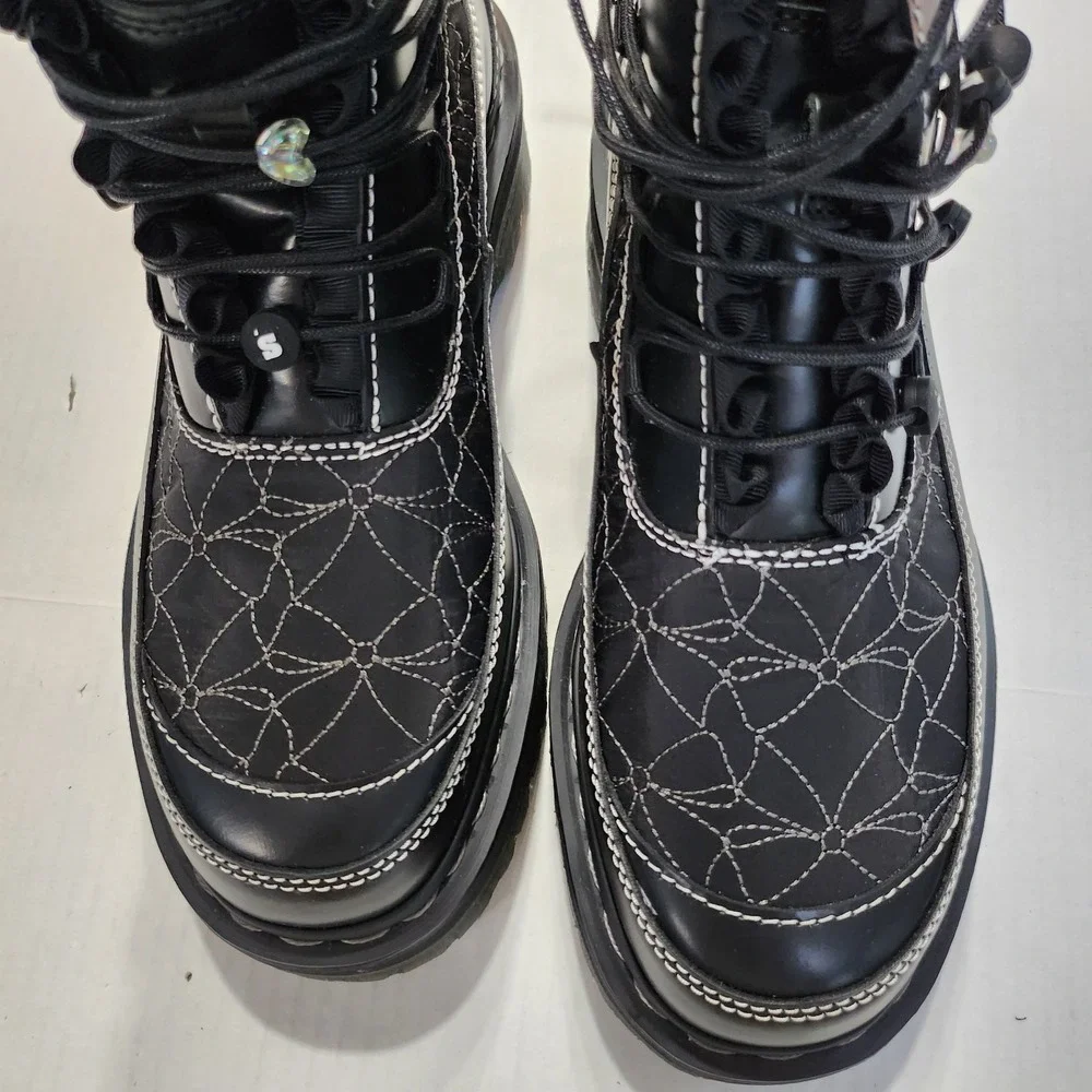 Unisex Size M8/W9 Dr. Martens Platform Boots Jadon Frill Smooth Leather Black